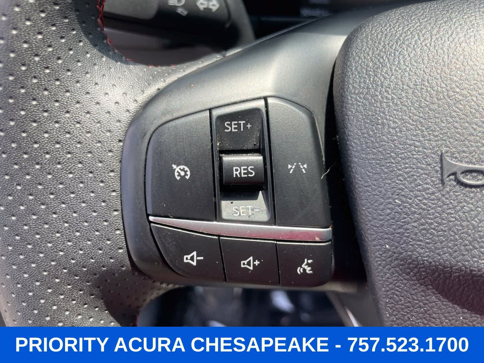 Used 2025 Ford Escape ST-Line AWD/4WD image 13