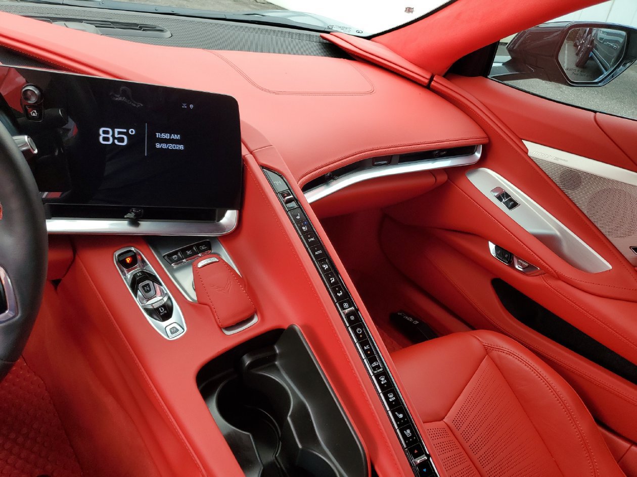 Used 2024 Chevrolet Corvette Stingray Premium Conv w/ 3LT RWD image 20