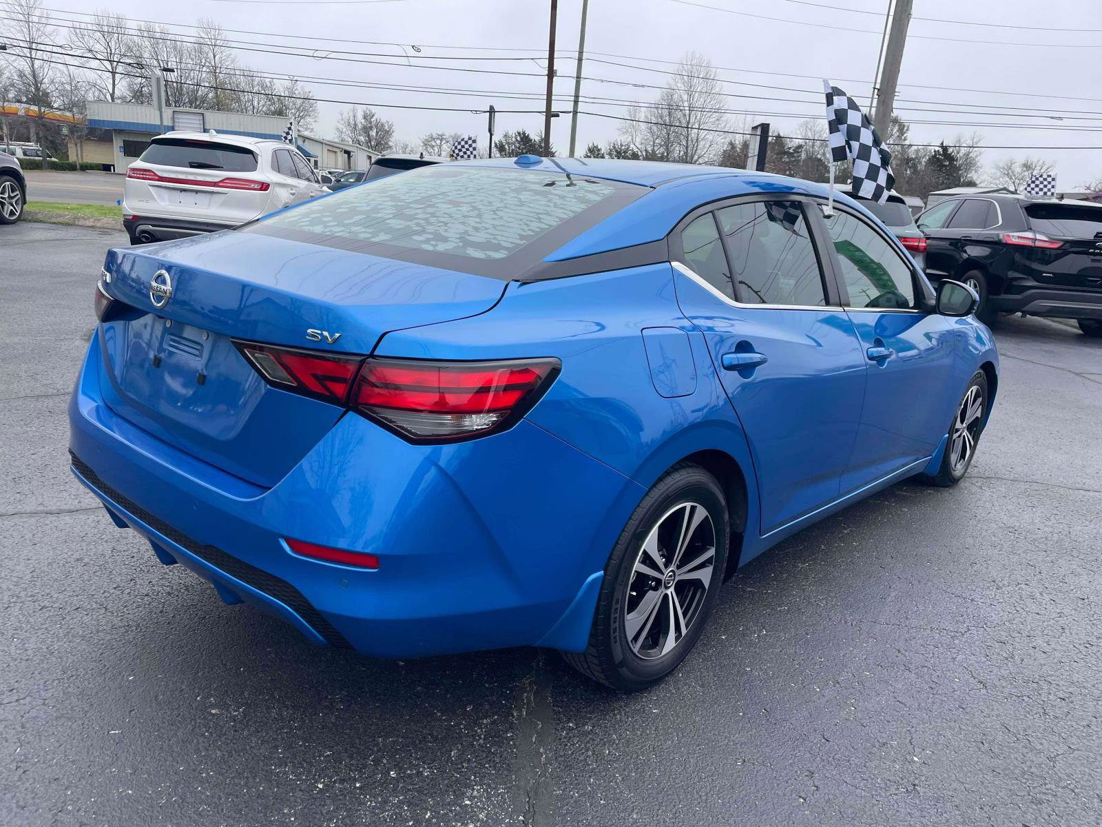 Used 2020 Nissan Sentra SV image 4