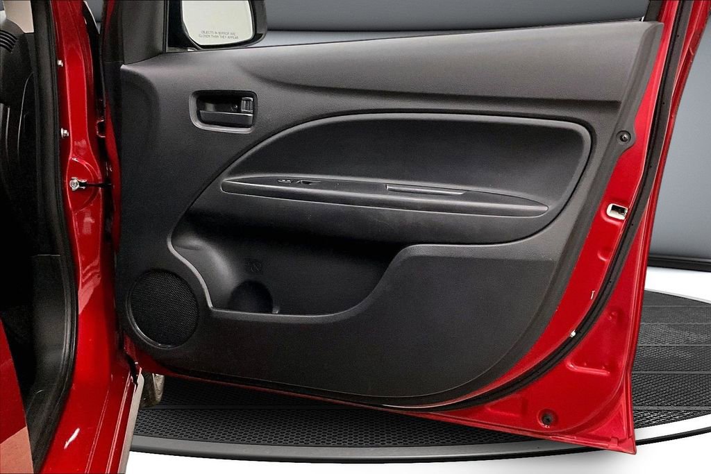 Used 2020 Mitsubishi Mirage ES image 28