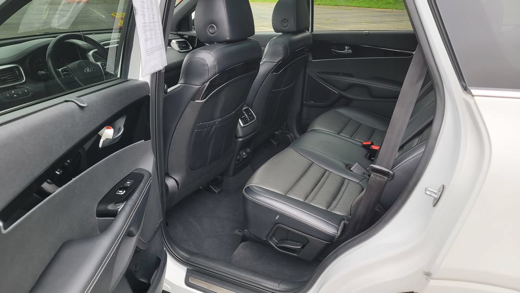 Used 2019 Kia Sorento SX AWD/4WD image 26