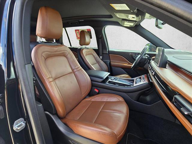 Used 2023 Lincoln Aviator Reserve w/ Equipment Group 201A AWD/4WD image 23