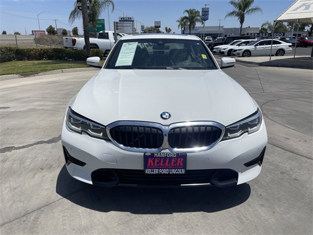 Used 2022 BMW 330i Sedan w/ Driving Assistance Package image 3