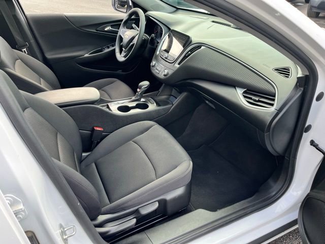 Used 2023 Chevrolet Malibu RS FWD image 20