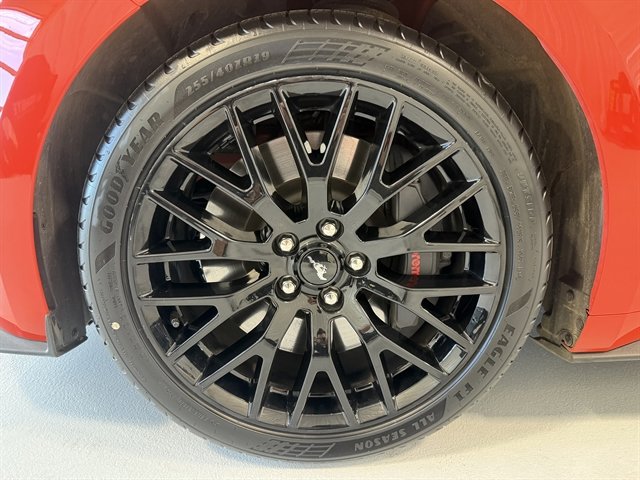 Used 2015 Ford Mustang GT Premium w/ GT Performance Package image 39