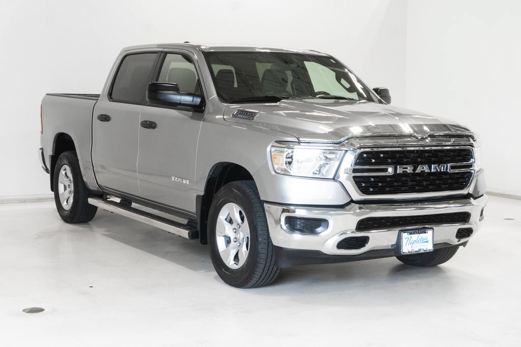 Used 2023 RAM 1500 Big Horn AWD/4WD image 6