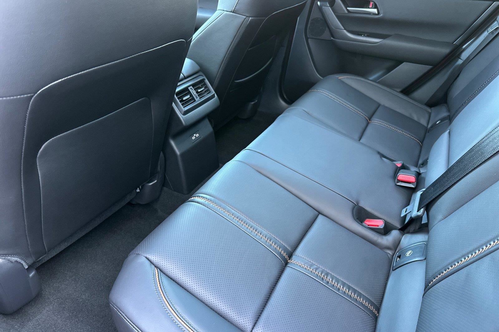 Certified 2025 MAZDA CX-50 AWD 2.5 Hybrid w/ Premium Pkg image 12