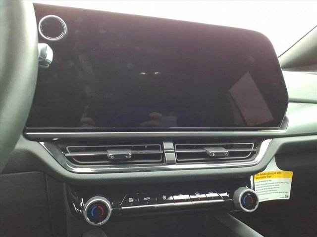 Used 2024 Chevrolet Equinox EV RS image 13