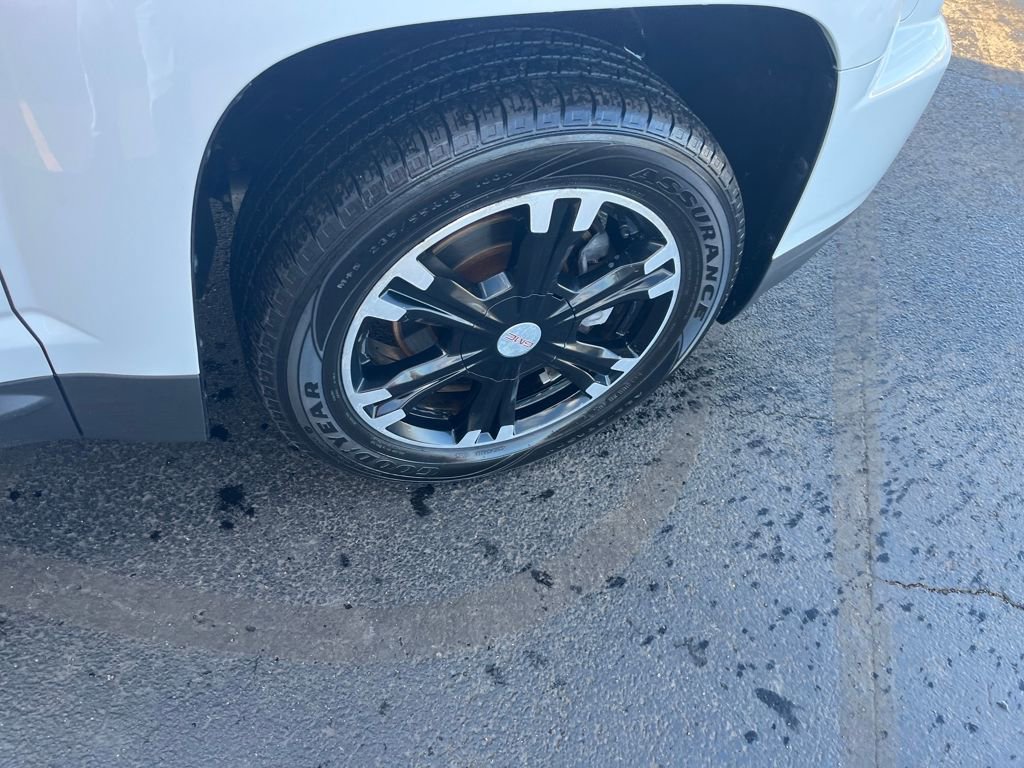 Used 2017 GMC Terrain SLE w/ Nightfall Package image 24