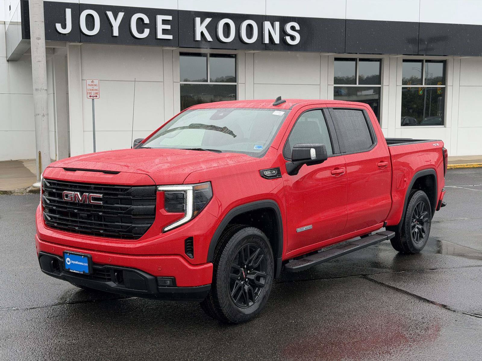New 2026 GMC Sierra 1500 Elevation w/ Elevation Premium Package AWD/4WD image 4