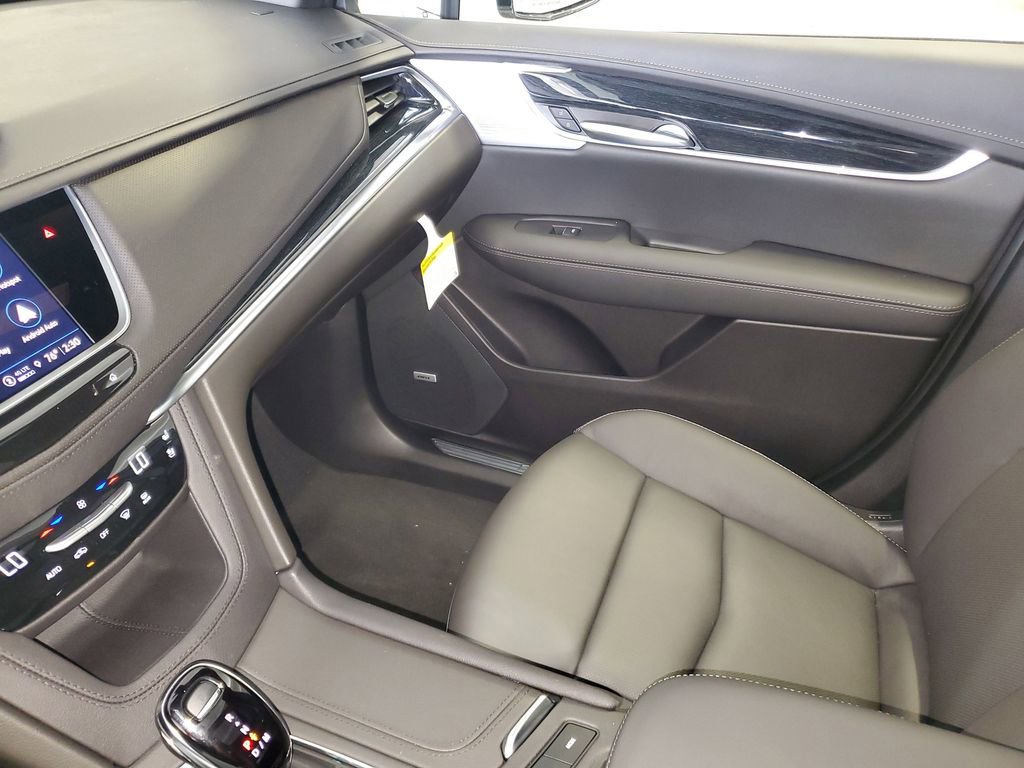 New 2026 Cadillac XT5 Premium Luxury w/ Driver Assist Package FWD image 20