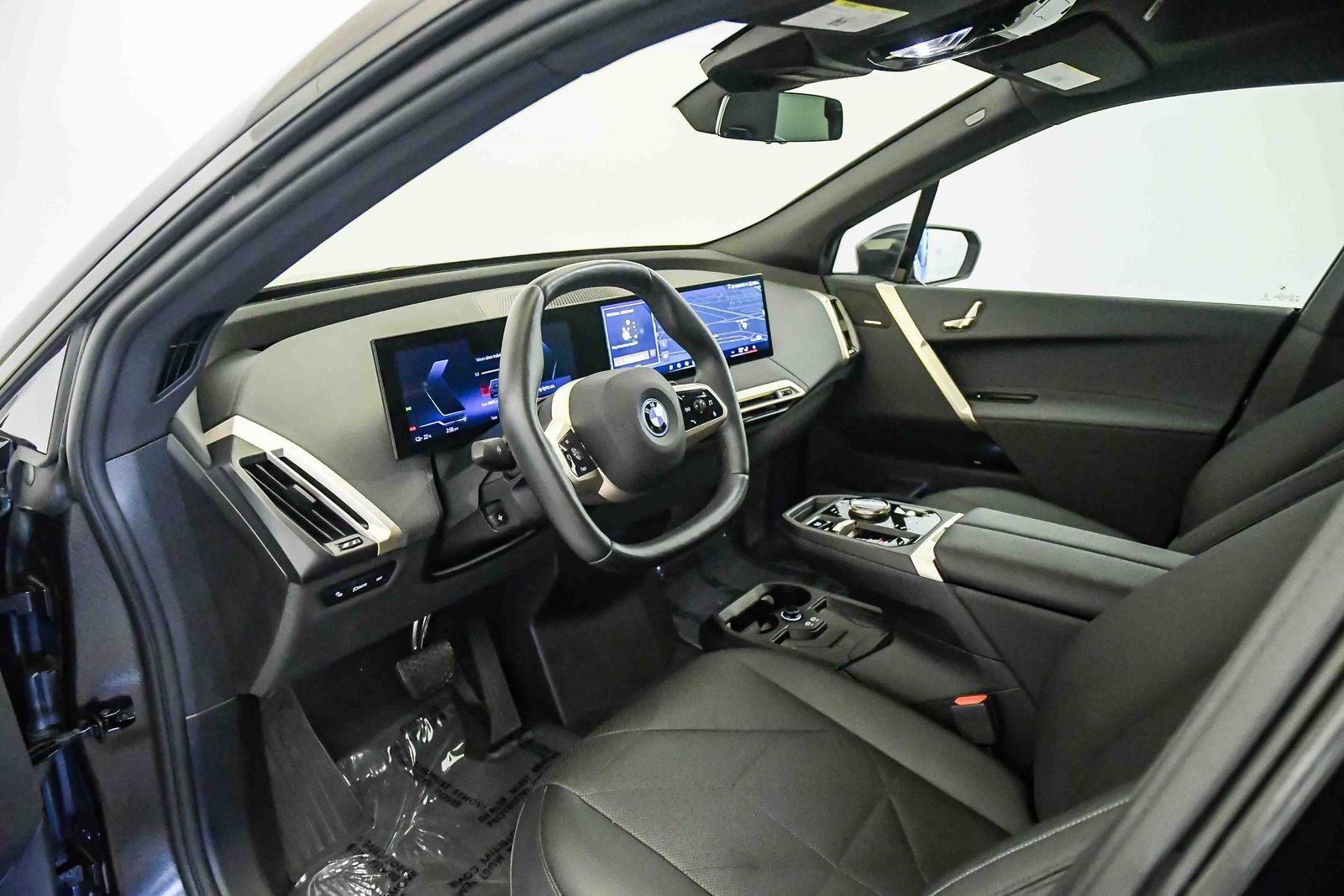 Certified 2024 BMW iX xDrive50 AWD/4WD image 17