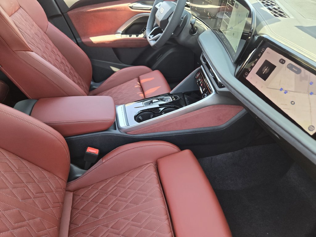 New 2026 Audi SQ5 Prestige AWD/4WD image 17