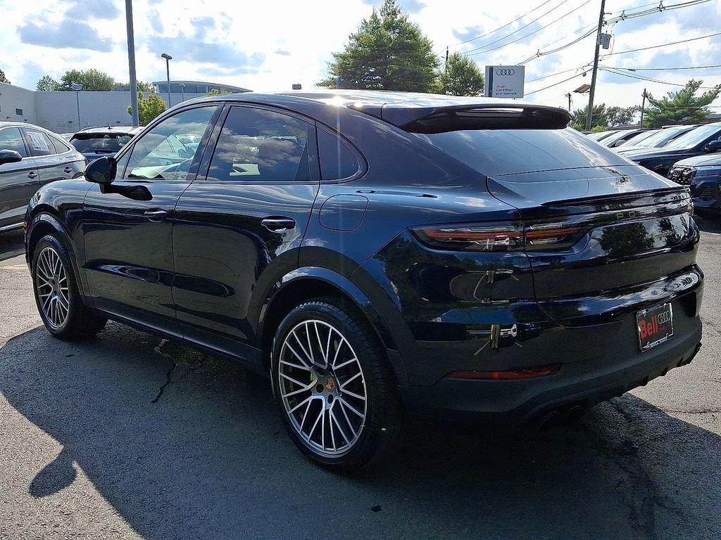 Used 2023 Porsche Cayenne Platinum Edition image 12