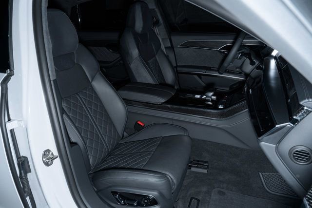 Used 2023 Audi S8 image 20