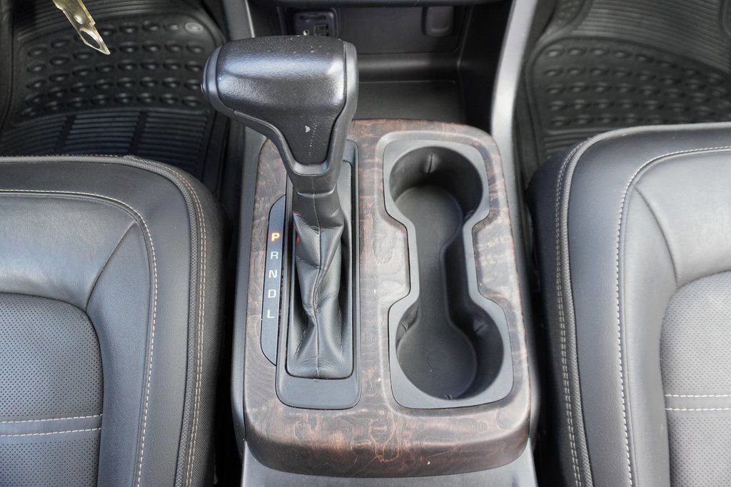 Used 2021 GMC Canyon Denali image 16