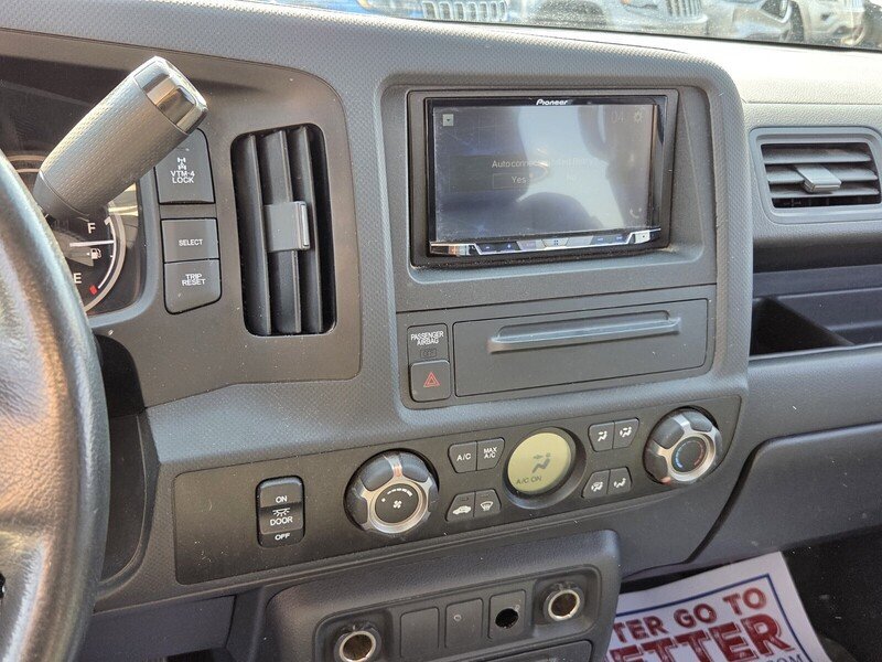 Used 2013 Honda Ridgeline Sport image 17