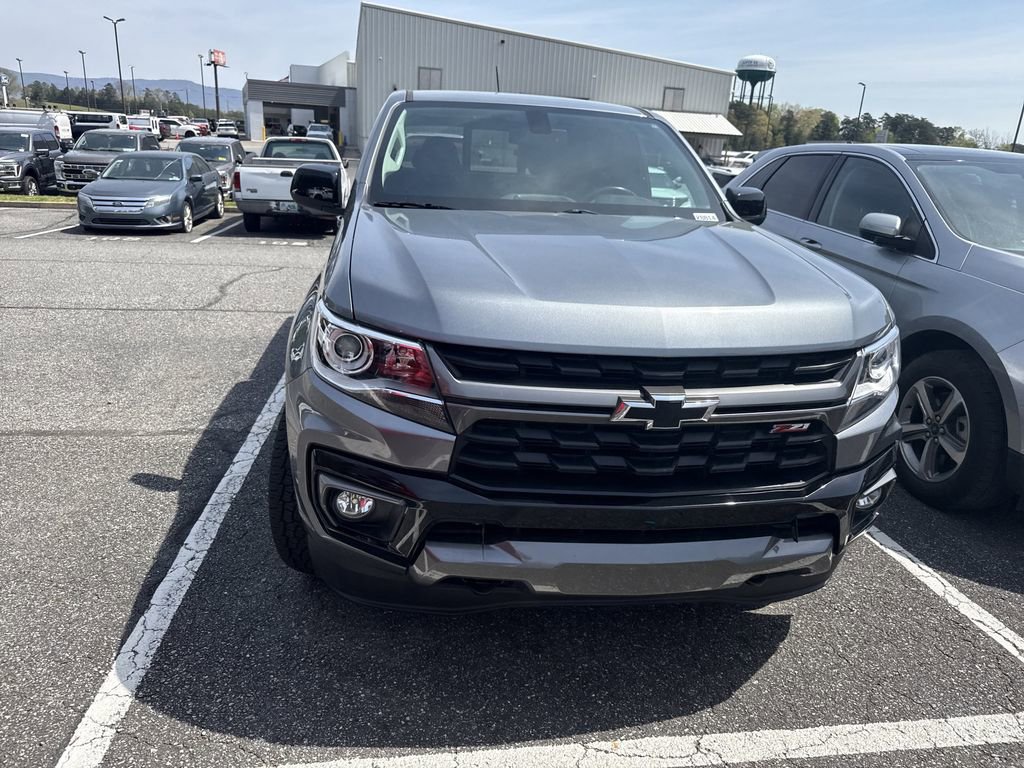 Used 2022 Chevrolet Colorado Z71 image 3