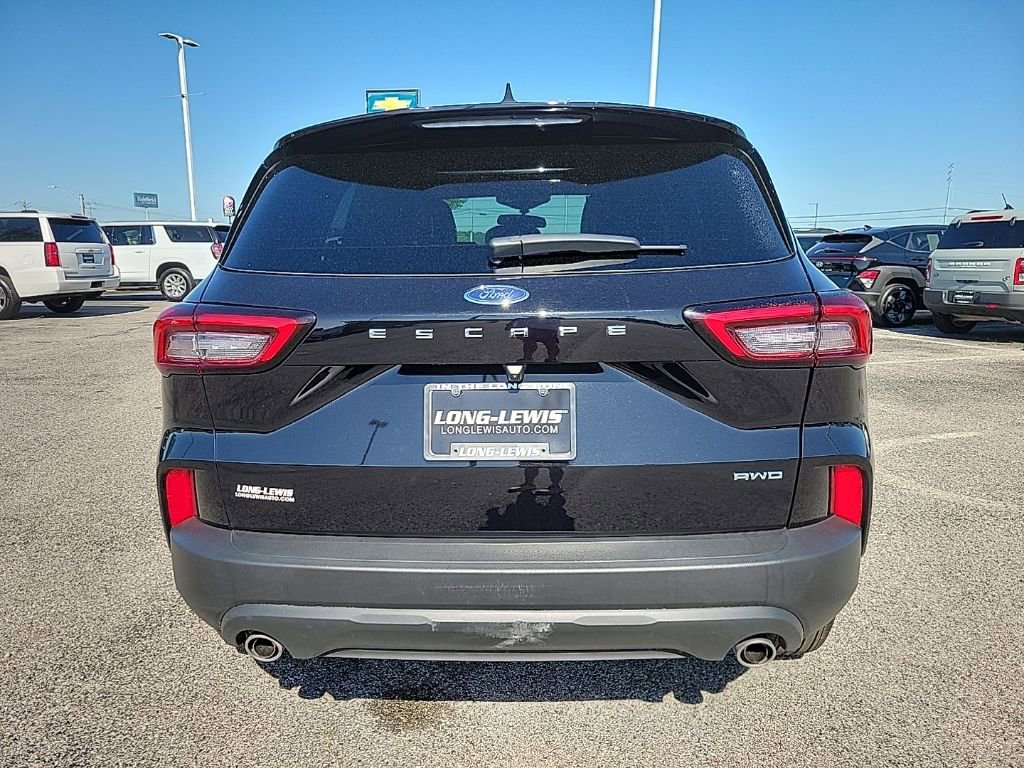 Used 2025 Ford Escape ST-Line Select AWD/4WD image 6