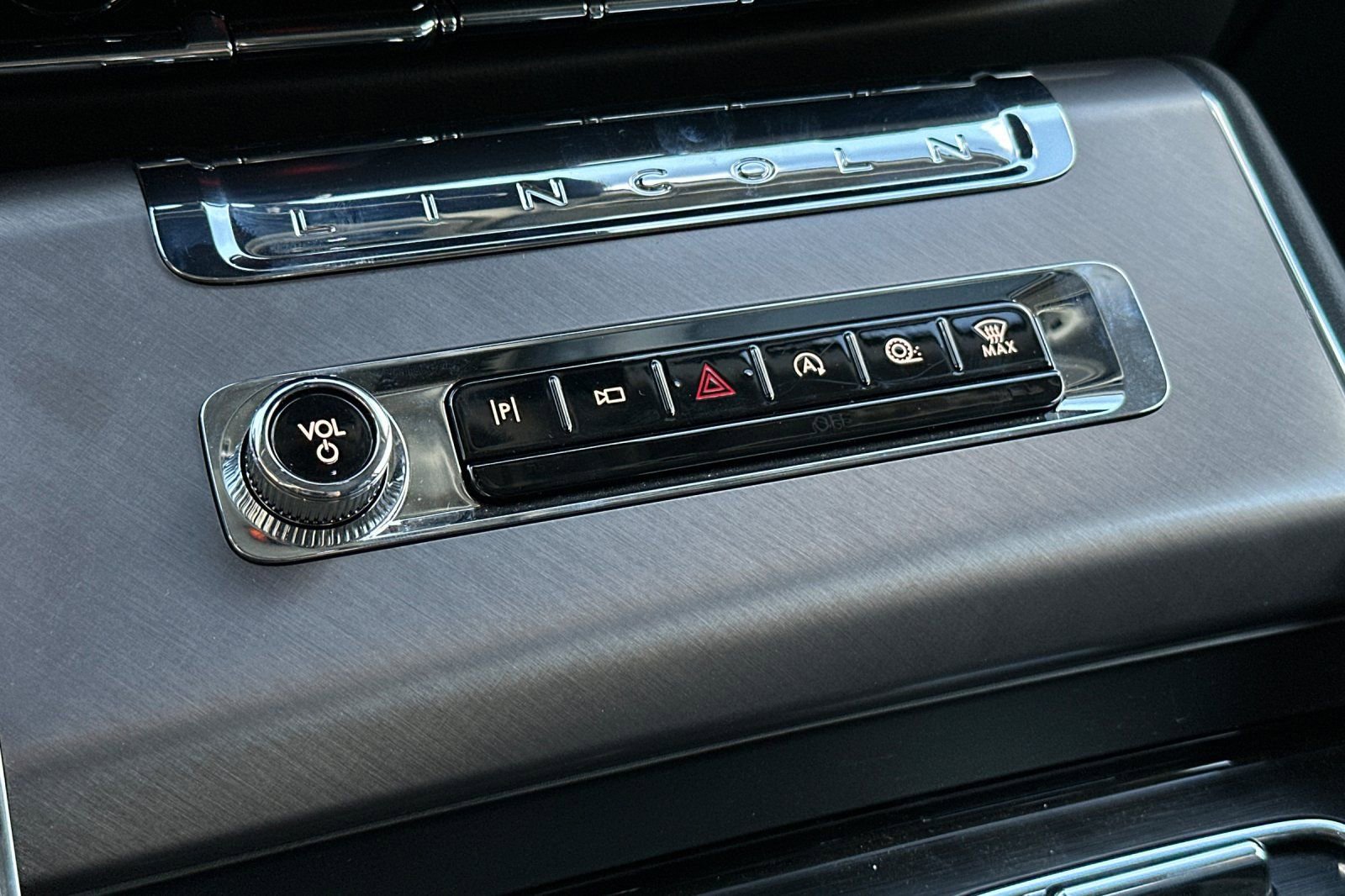 New 2025 Lincoln Aviator 2WD w/ Equipment Group 101A image 21