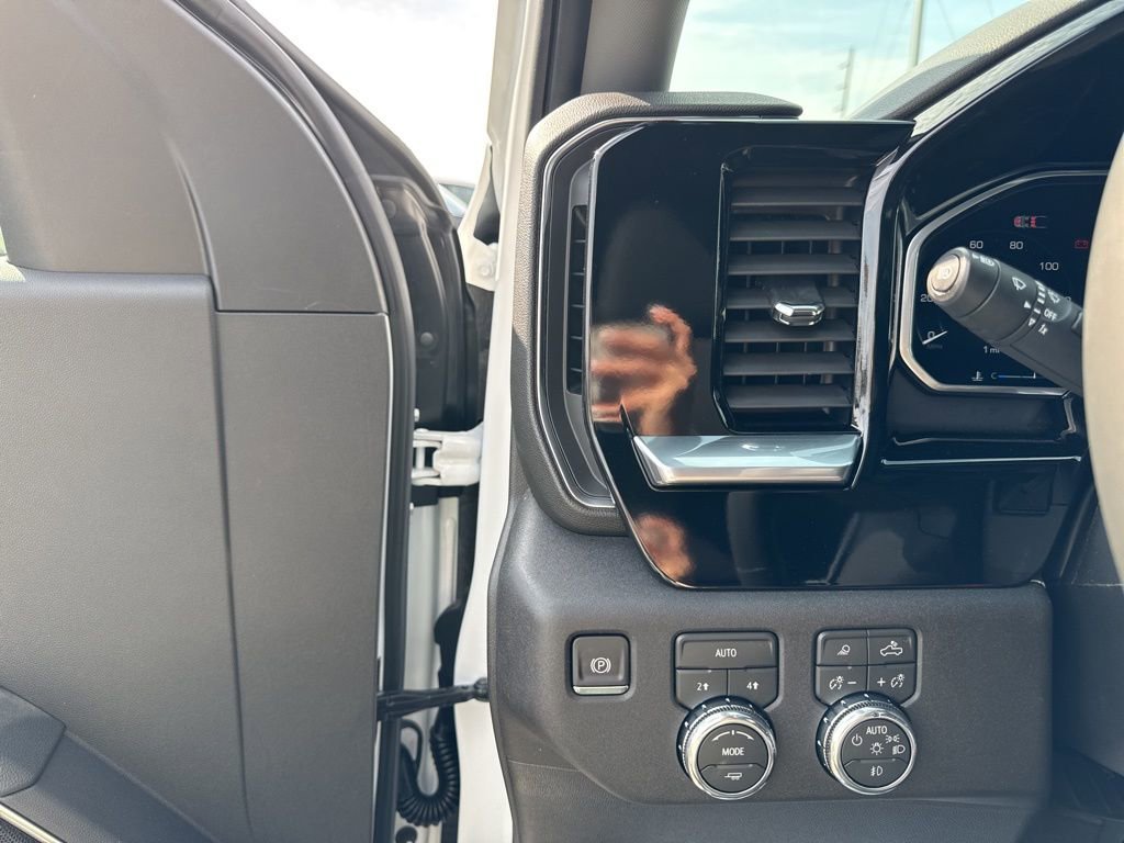 New 2026 GMC Sierra 1500 Elevation w/ Preferred Package image 14