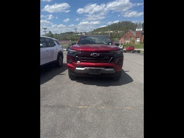 Used 2024 Chevrolet Colorado Z71 w/ Z71 Convenience Package 2 AWD/4WD image 1
