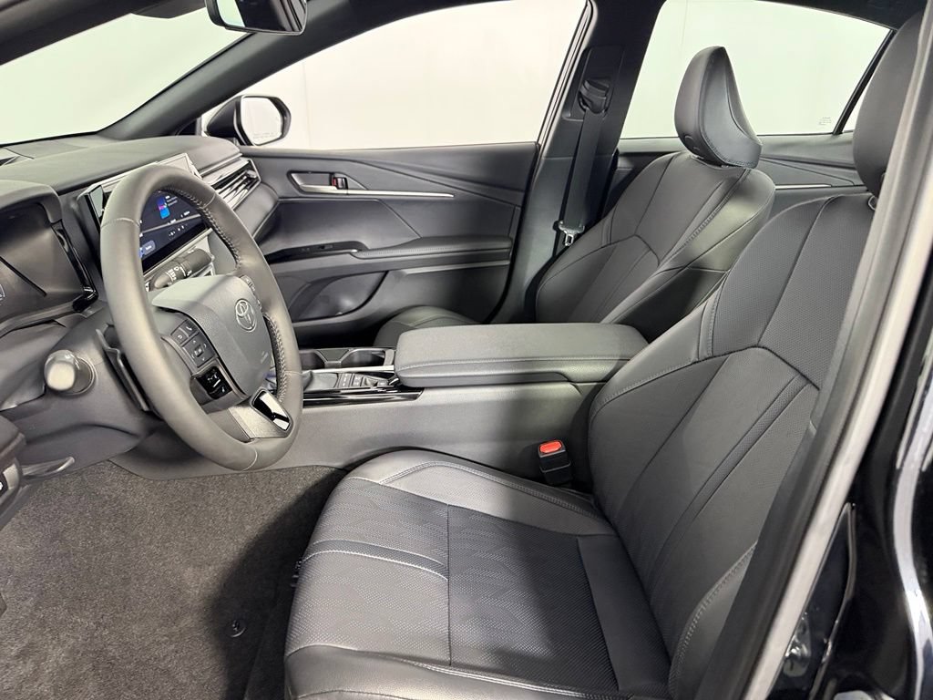 Used 2026 Toyota Camry XSE FWD image 20