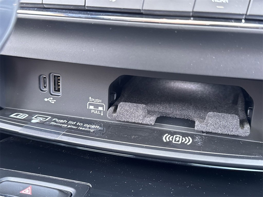 New 2024 Maserati Ghibli Modena Q4 image 24