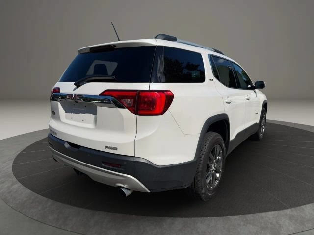 Used 2017 GMC Acadia SLT AWD/4WD image 5