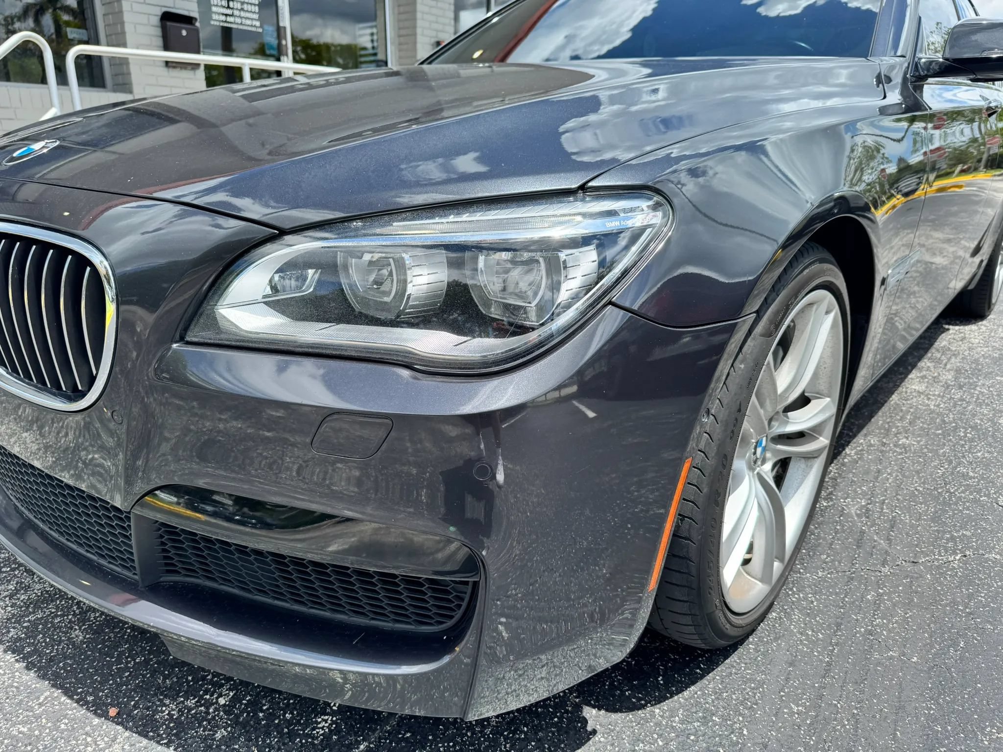 Used 2015 BMW 750i RWD image 10