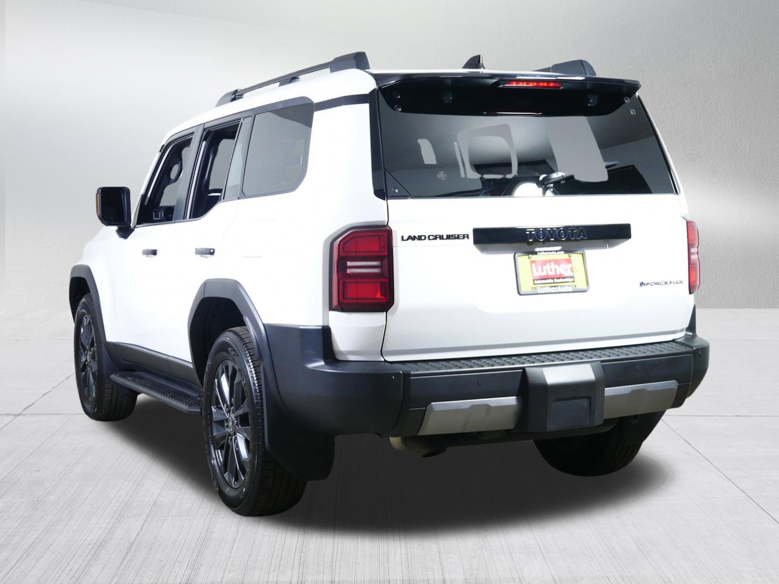 Used 2024 Toyota Land Cruiser w/ Premium Package image 5