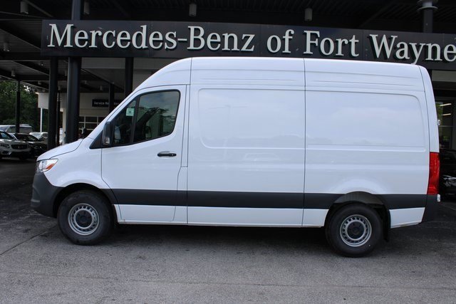 New 2025 Mercedes-Benz Sprinter 2500 image 2