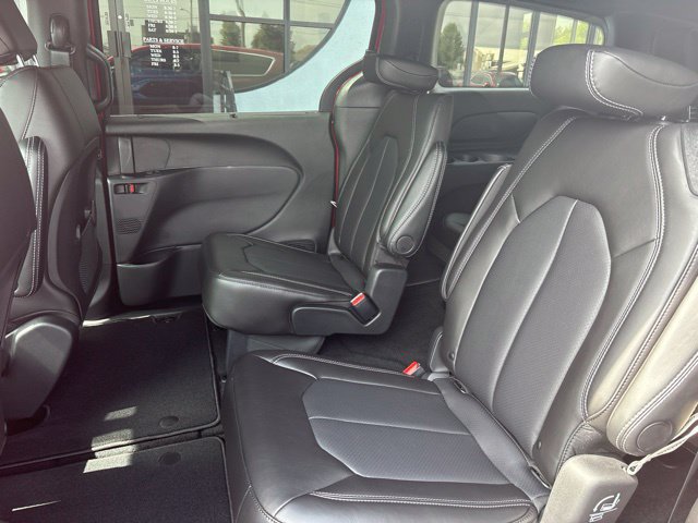 New 2027 Chrysler Pacifica LX FWD image 14