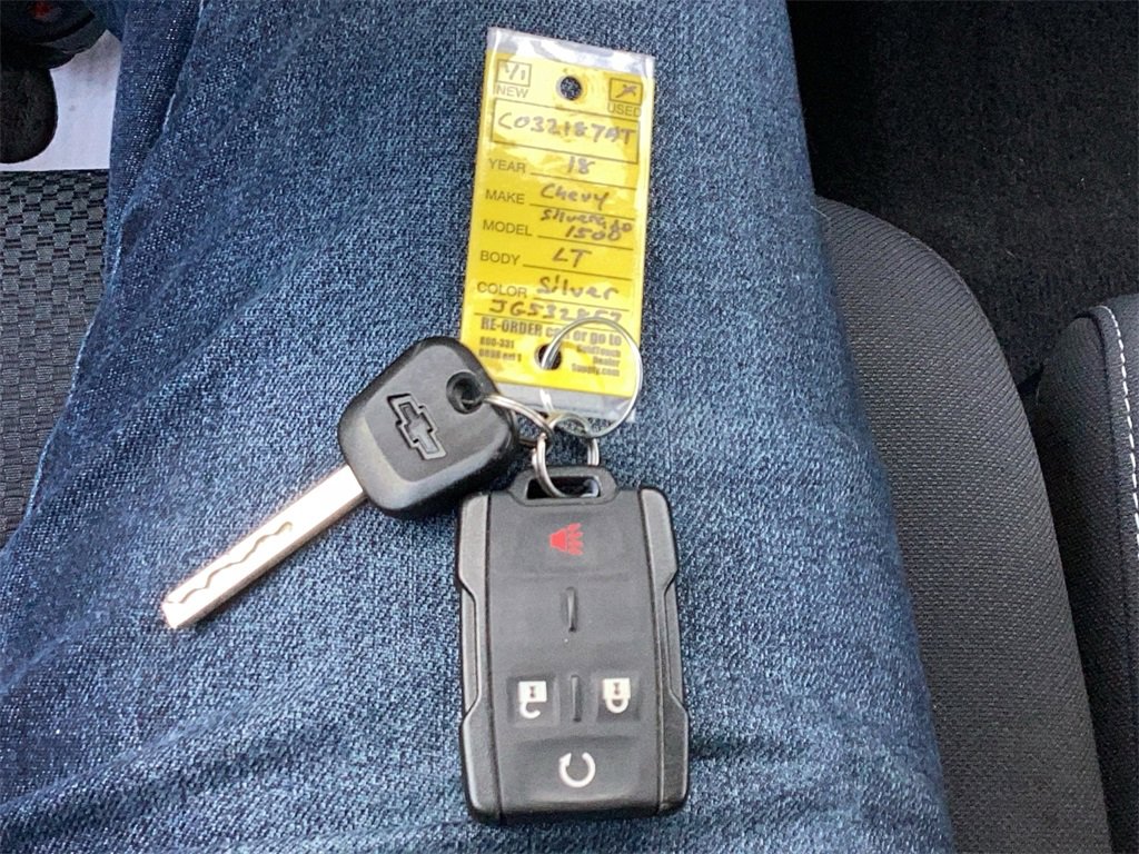 Used 2018 Chevrolet Silverado 1500 LT w/ All Star Edition image 28