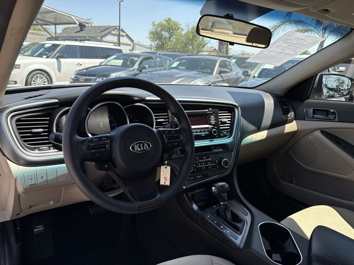Used 2015 Kia Optima LX FWD image 22