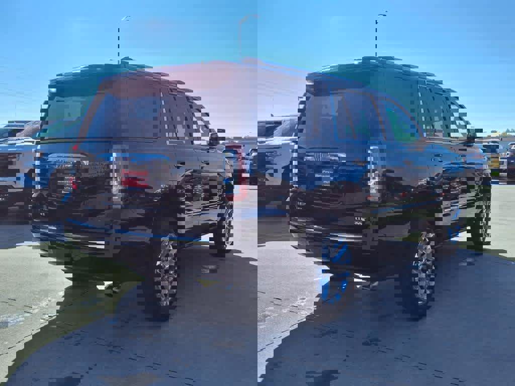 Used 2020 GMC Yukon Denali w/ Open Road Package image 7