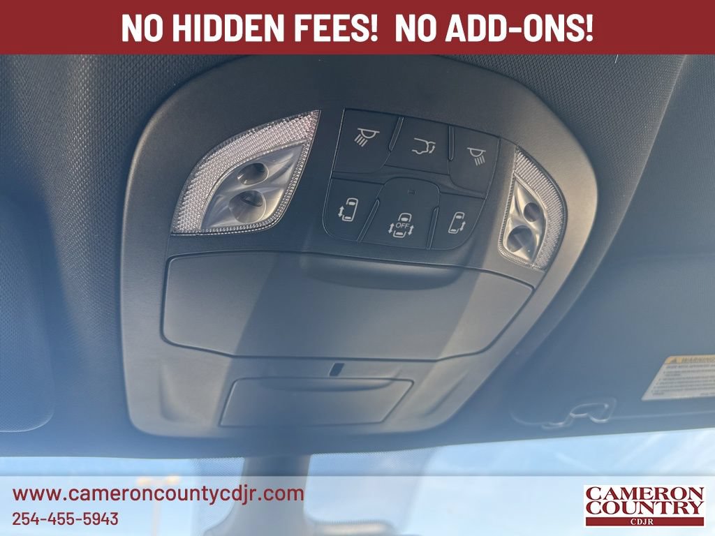 New 2026 Chrysler Pacifica Select w/ S Appearance Package FWD image 12