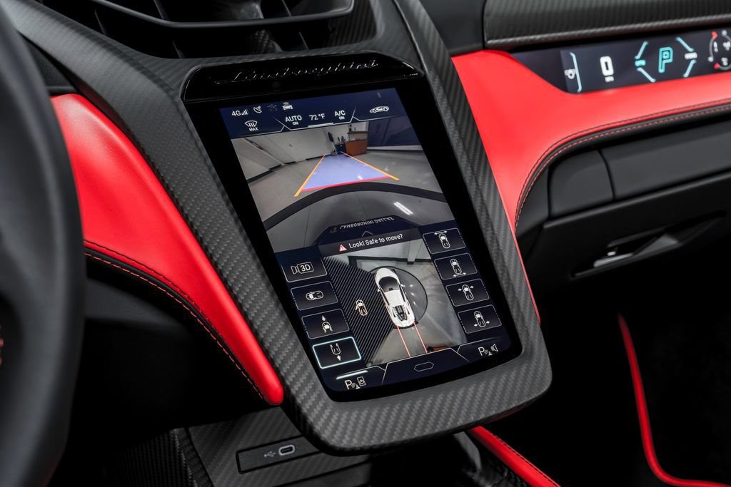Used 2024 Lamborghini Revuelto AWD/4WD image 25