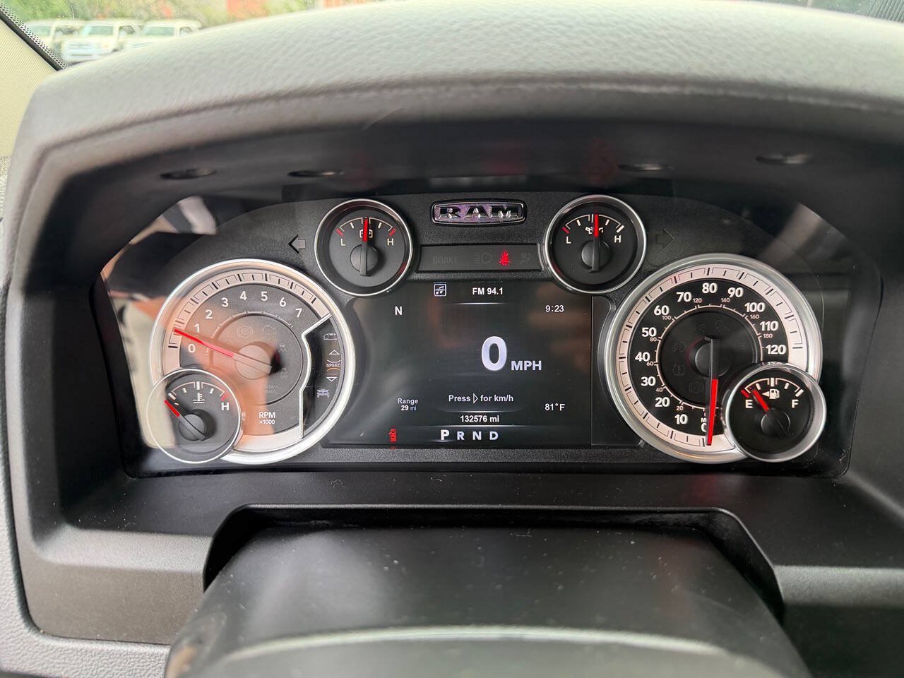 Used 2015 RAM 1500 Lone Star RWD image 29