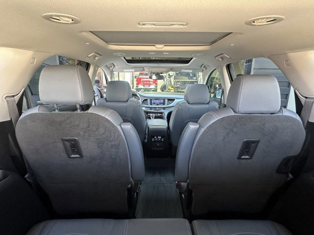 Used 2020 Buick Enclave Essence w/ Sport Touring Edition image 20