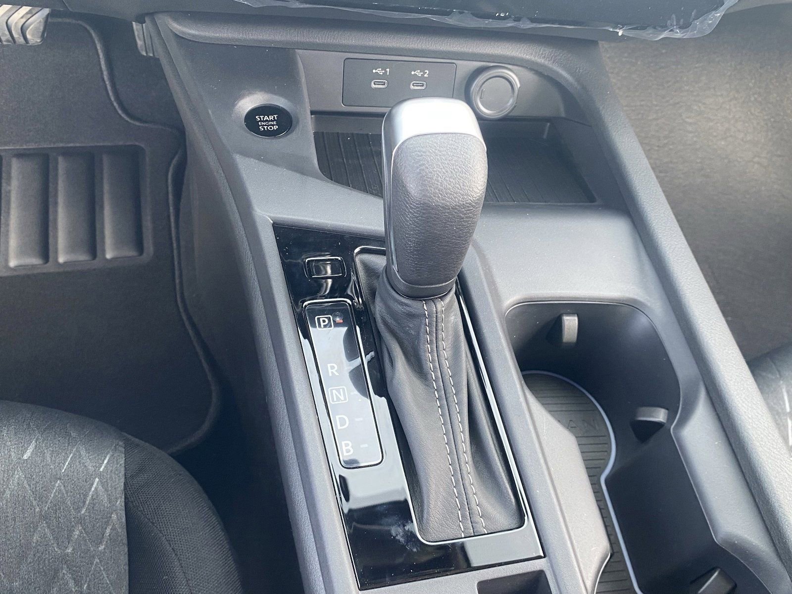 New 2026 Nissan Sentra SV w/ Floor Mat Package FWD image 29