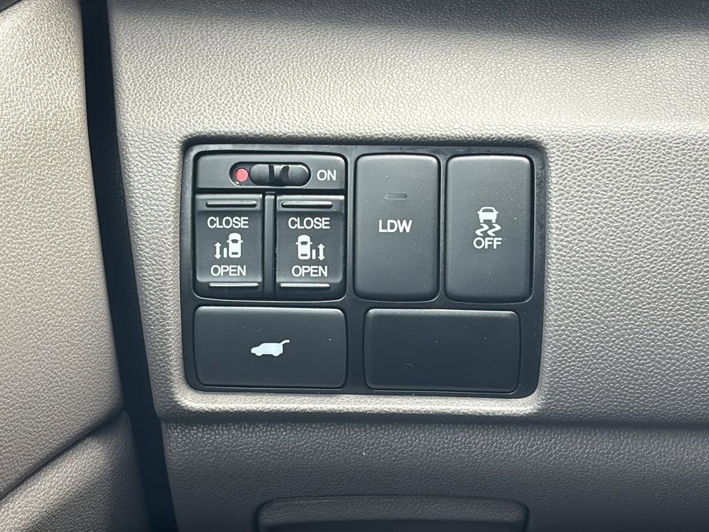 Used 2016 Honda Odyssey EX-L image 29
