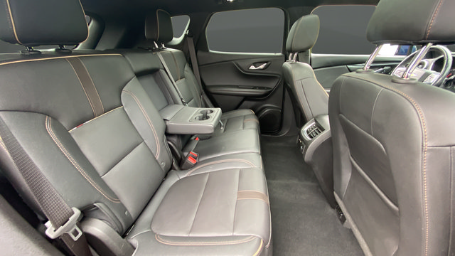 Used 2022 Chevrolet Blazer Premier w/ Enhanced Convenience Package AWD/4WD image 24
