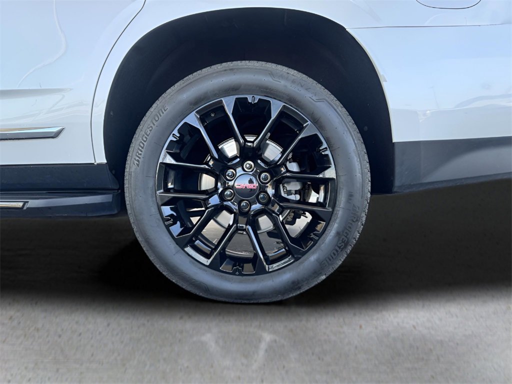 Used 2023 GMC Yukon SLT image 45