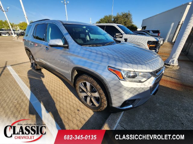 Used 2021 Chevrolet Traverse LT w/ LT Premium Package