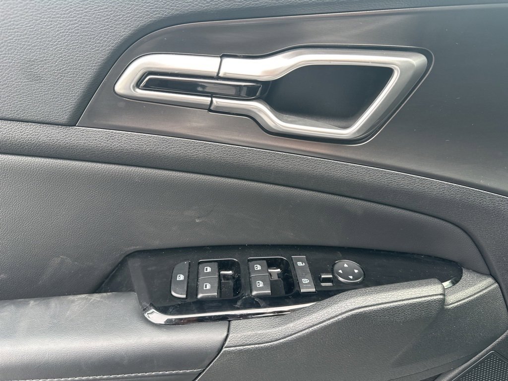 Used 2023 Kia Sportage EX image 10