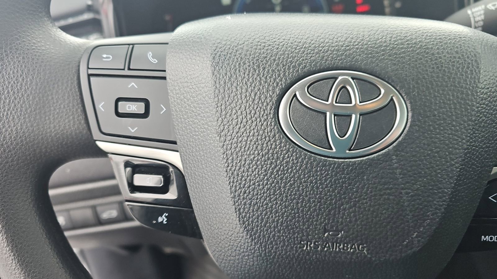 Certified 2025 Toyota Camry LE image 11