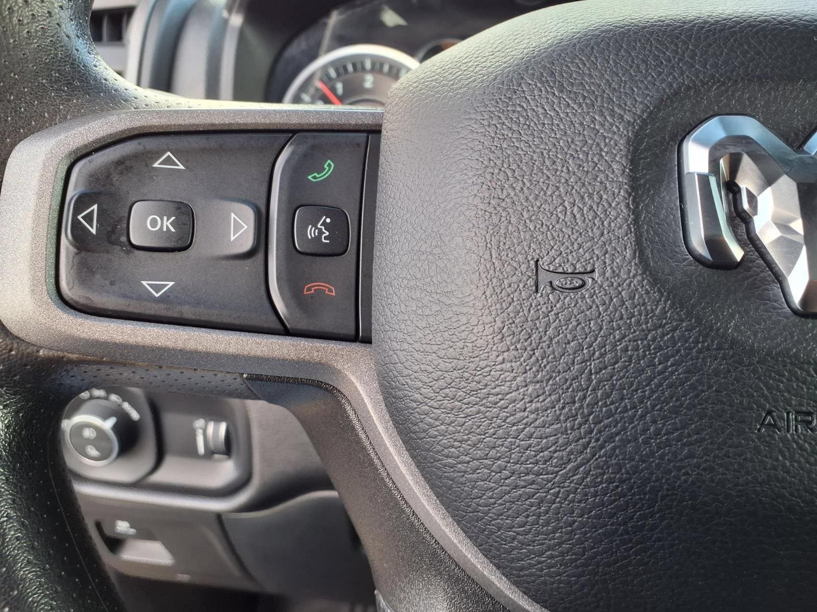 Used 2024 RAM 1500 Tradesman w/ Night Edition AWD/4WD image 15