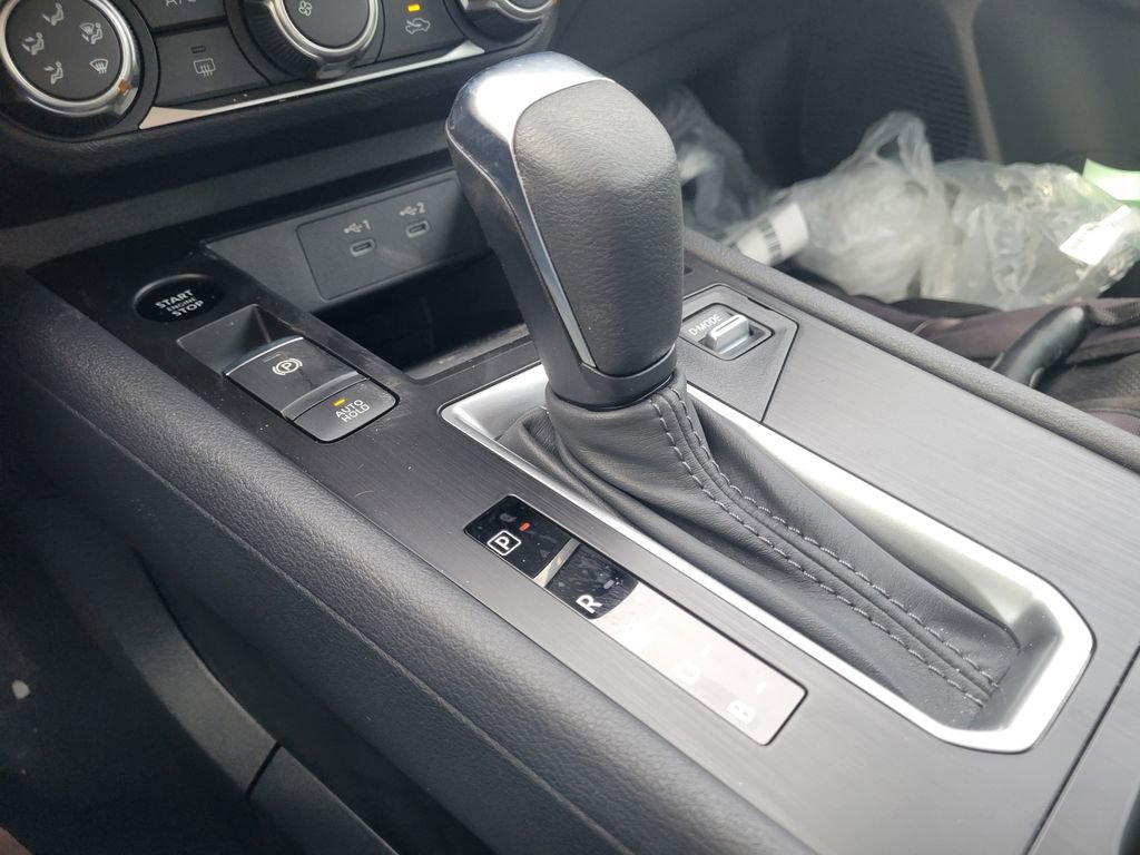 New 2026 Nissan Kicks S image 24