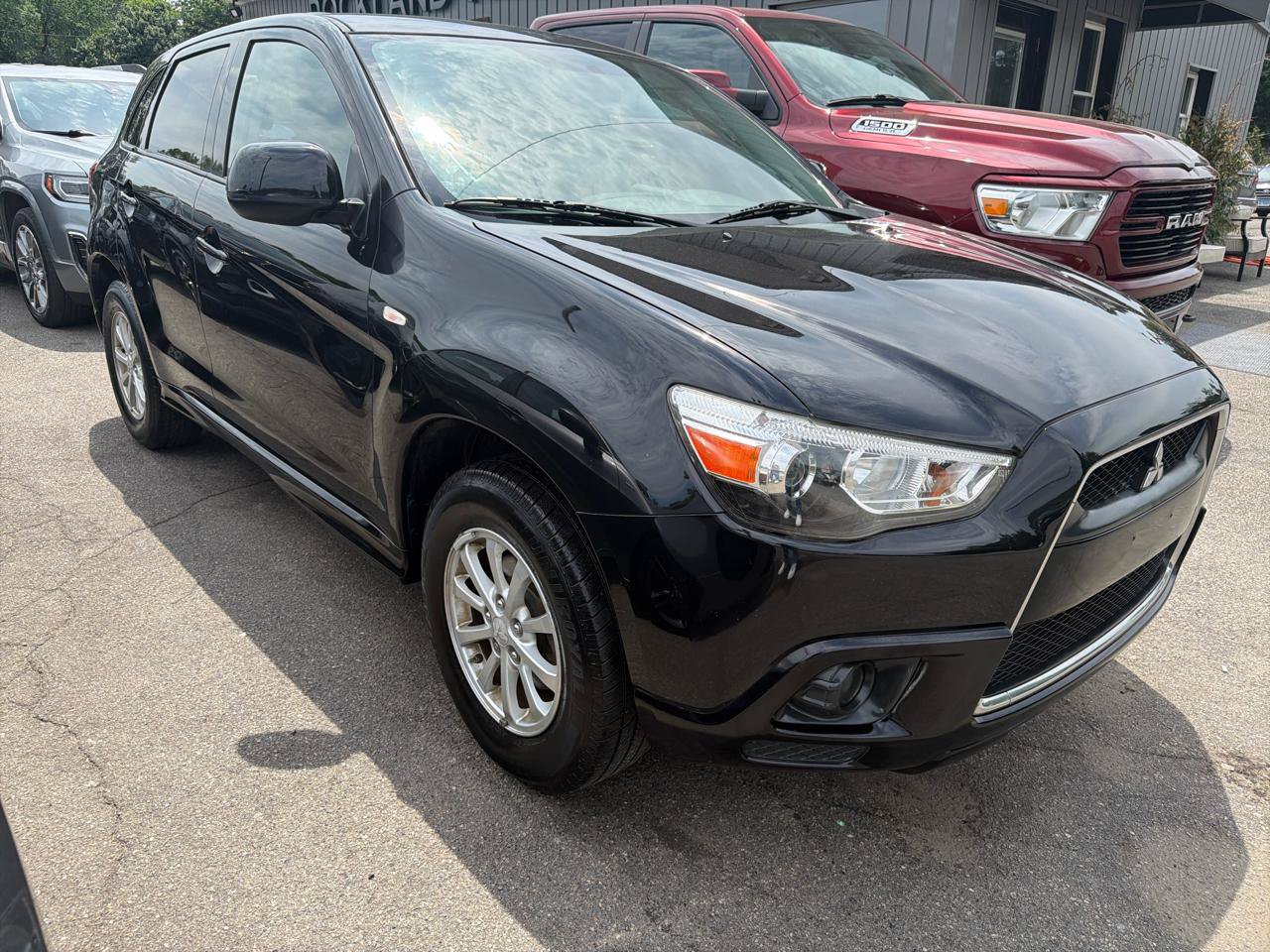 Used 2012 Mitsubishi Outlander Sport ES FWD image 3